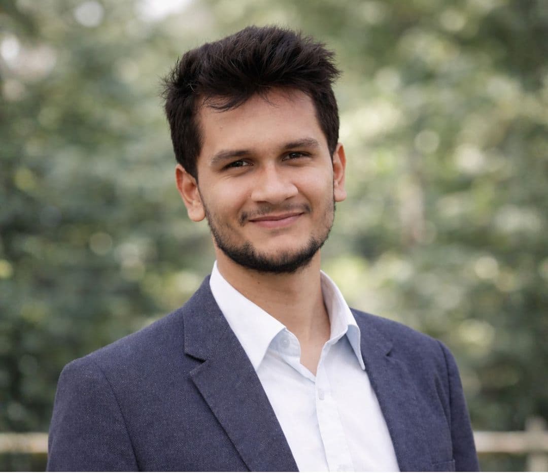 Monzur Hossain – Managing Director, Maxio International Ltd